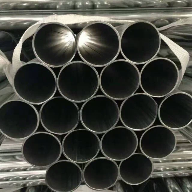 Tubo in acciaio zincato a sezione cava